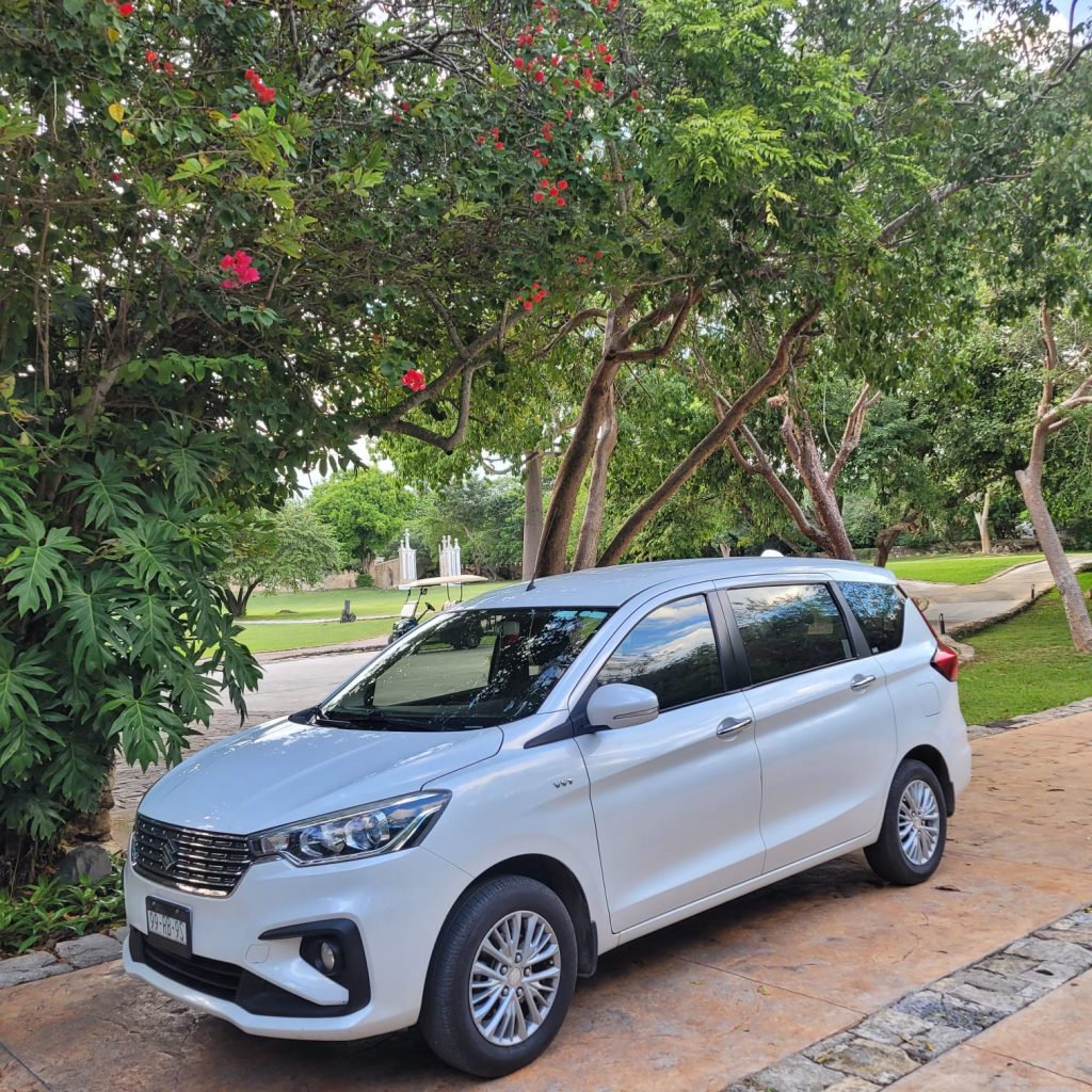 Suzuki Ertiga para traslados privados en Mérida y Yucatán